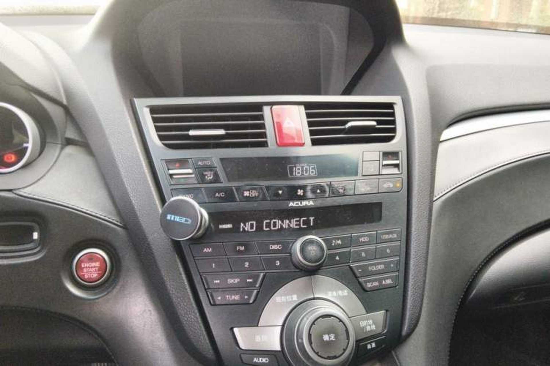 Used Acura ZDX 2012 3.7 Standard Edition Audio And AC Panel