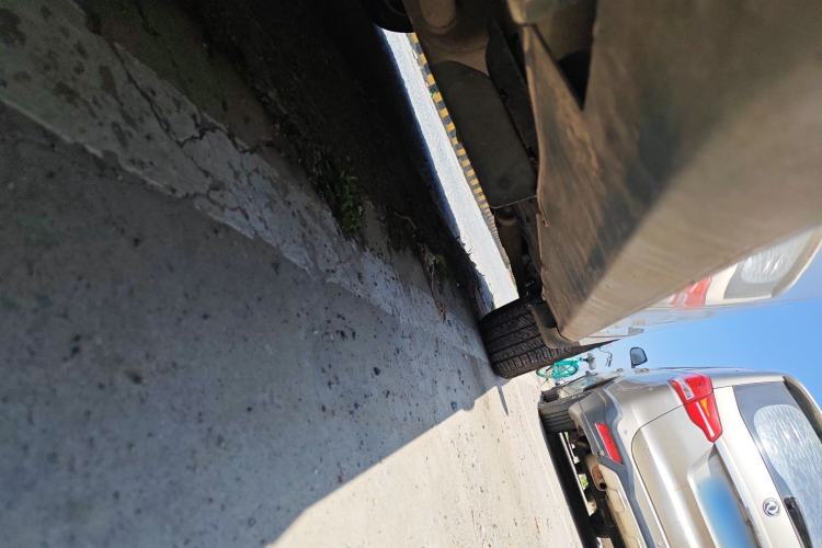 Used Acura ZDX 2012 3.7 Standard Edition Chassis Rear Right