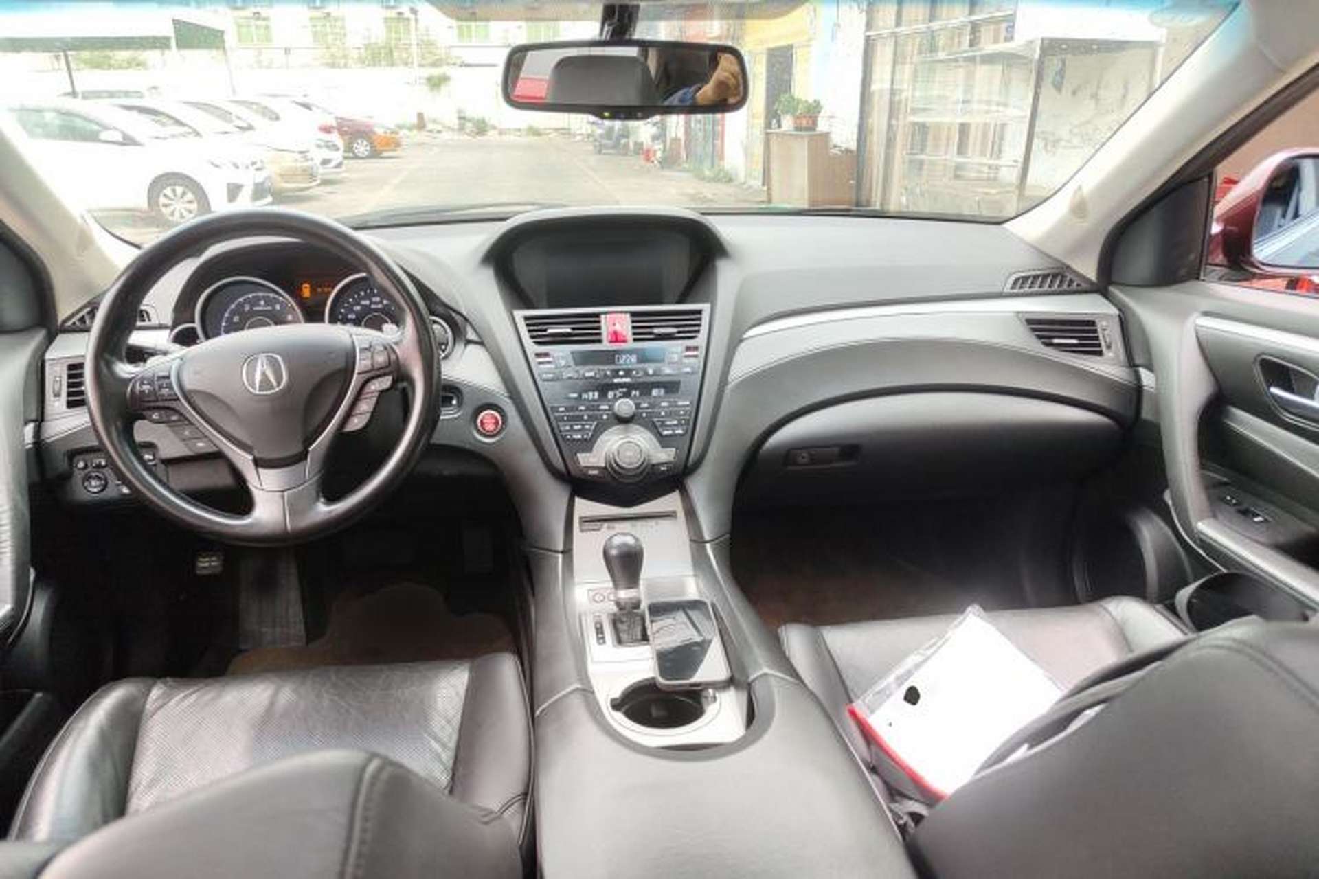 Used Acura ZDX 2012 3.7 Standard Edition Center Console