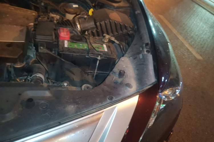 Used Acura ZDX 2012 3.7 Standard Edition Engine Bay Left