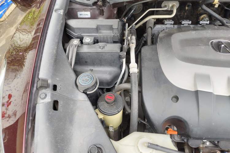 Used Acura ZDX 2012 3.7 Standard Edition Engine Bay Right