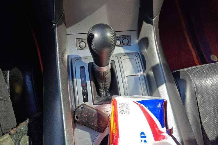 Used Acura ZDX 2012 3.7 Standard Edition Gear Lever
