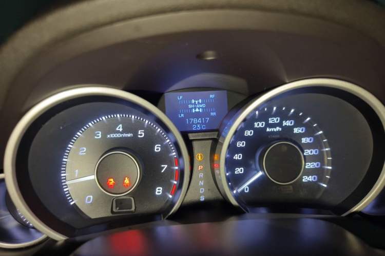 Used Acura ZDX 2012 3.7 Standard Edition Odometer Close Up