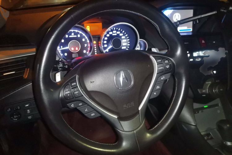 Used Acura ZDX 2012 3.7 Standard Edition Steering Wheel