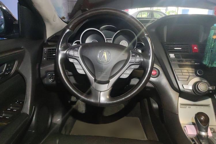 Used Acura ZDX 2012 3.7 Standard Edition Steering Wheel
