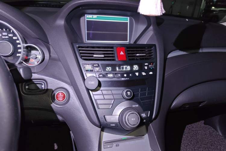Used Acura ZDX 2012 3.7 Standard Edition Audio And AC Panel