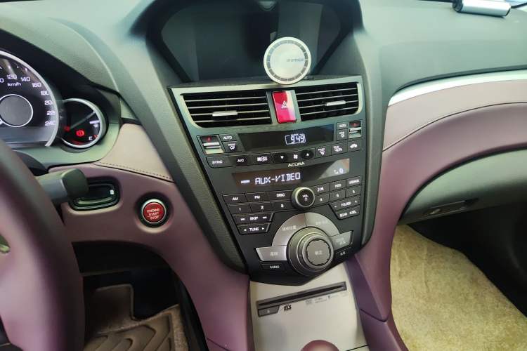 Used Acura ZDX 2012 3.7 Standard Edition Audio And AC Panel