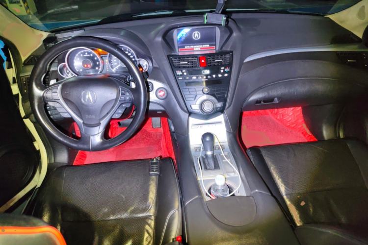 Used Acura ZDX 2012 3.7 Standard Edition Center Console