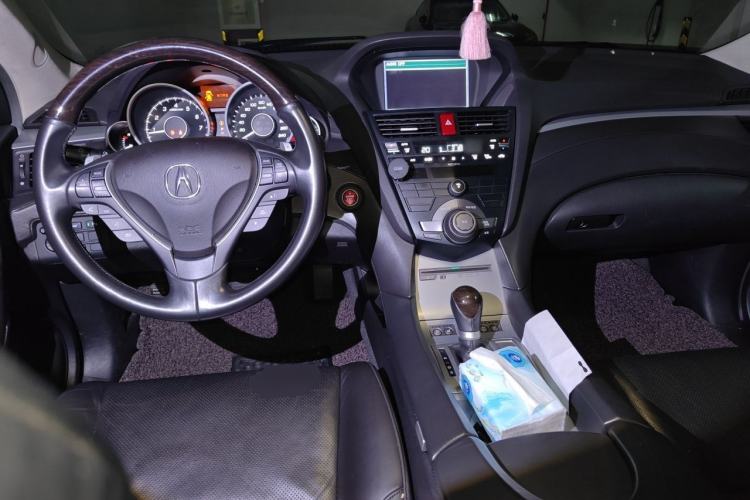 Used Acura ZDX 2012 3.7 Standard Edition Center Console