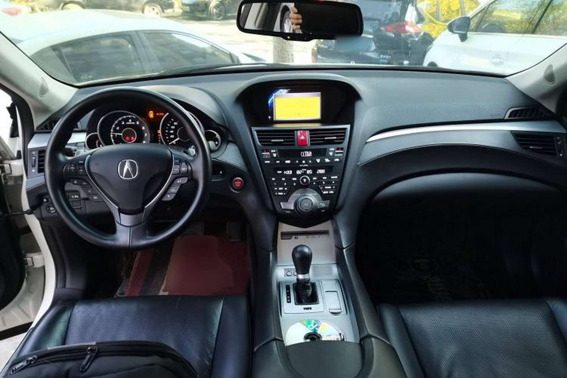 Used Acura ZDX 2012 3.7 Standard Edition Center Console