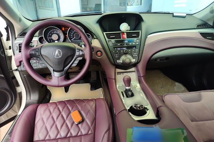 Used Acura ZDX 2012 3.7 Standard Edition Center Console