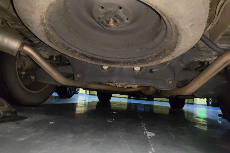 Used Acura ZDX 2012 3.7 Standard Edition Chassis Rear