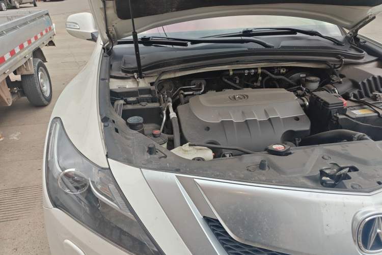 Used Acura ZDX 2012 3.7 Standard Edition Engine Bay Right