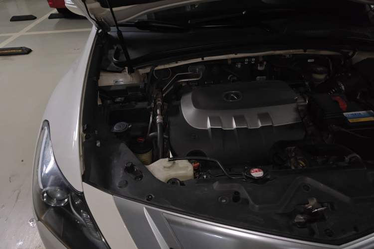 Used Acura ZDX 2012 3.7 Standard Edition Engine Bay Right