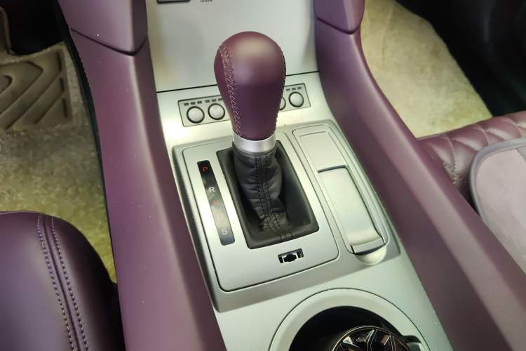 Used Acura ZDX 2012 3.7 Standard Edition Gear Lever