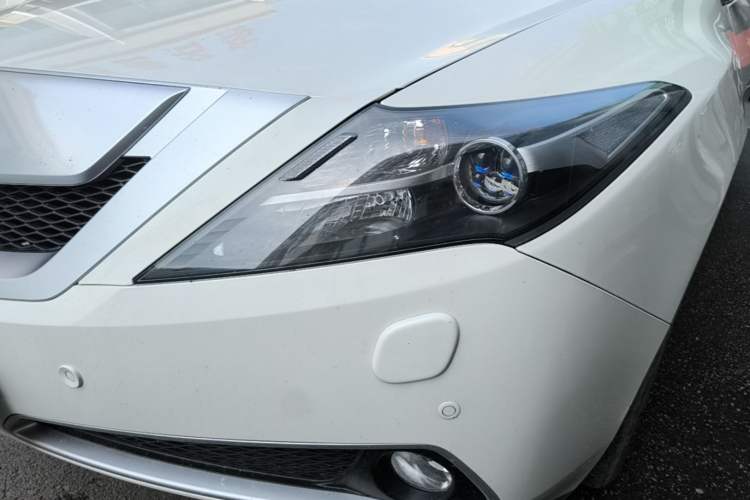 Used Acura ZDX 2012 3.7 Standard Edition Left Front Headlight
