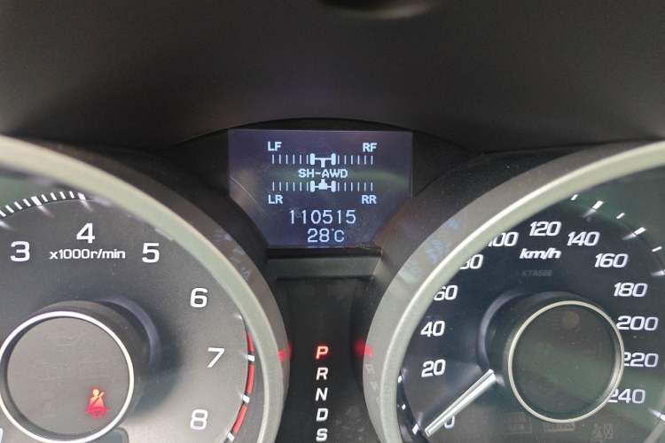 Used Acura ZDX 2012 3.7 Standard Edition Odometer Close Up