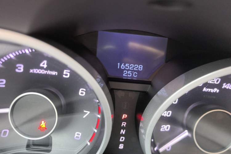 Used Acura ZDX 2012 3.7 Standard Edition Odometer Close Up