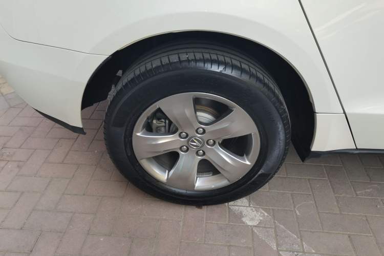 Used Acura ZDX 2012 3.7 Standard Edition Right Rear Wheel Hub