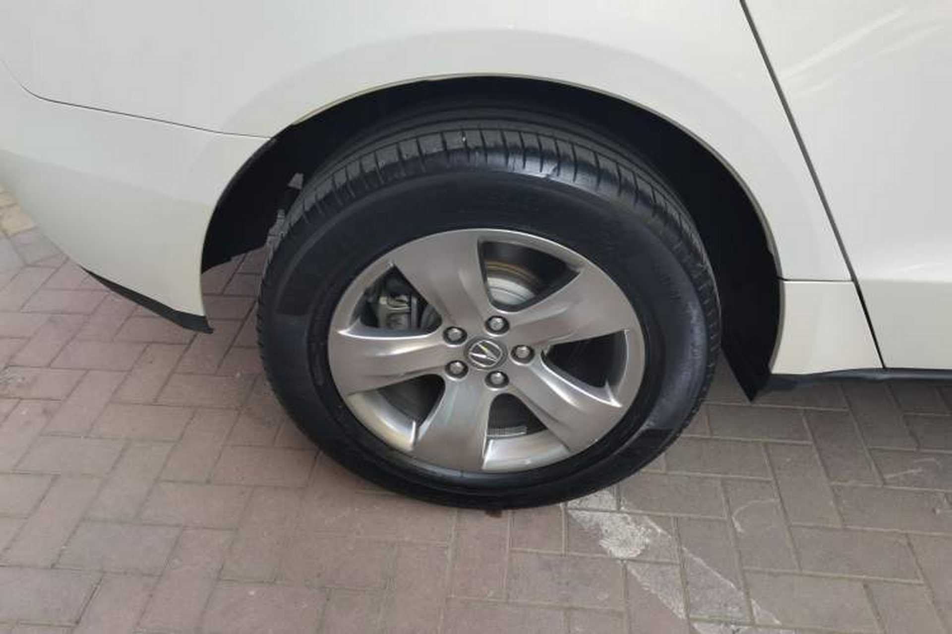 Used Acura ZDX 2012 3.7 Standard Edition Right Rear Wheel Hub