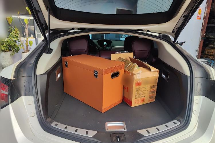 Used Acura ZDX 2012 3.7 Standard Edition Trunk