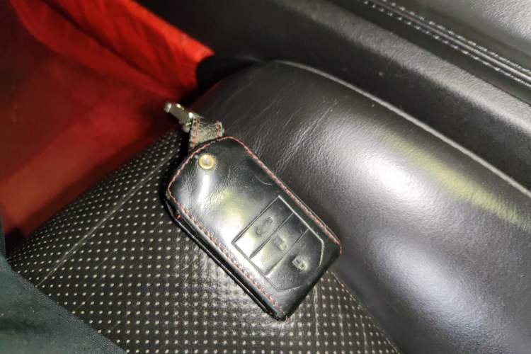 Used Acura ZDX 2012 3.7 Standard Edition Vehicle Key