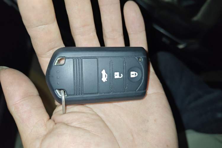 Used Acura ZDX 2012 3.7 Standard Edition Vehicle Key