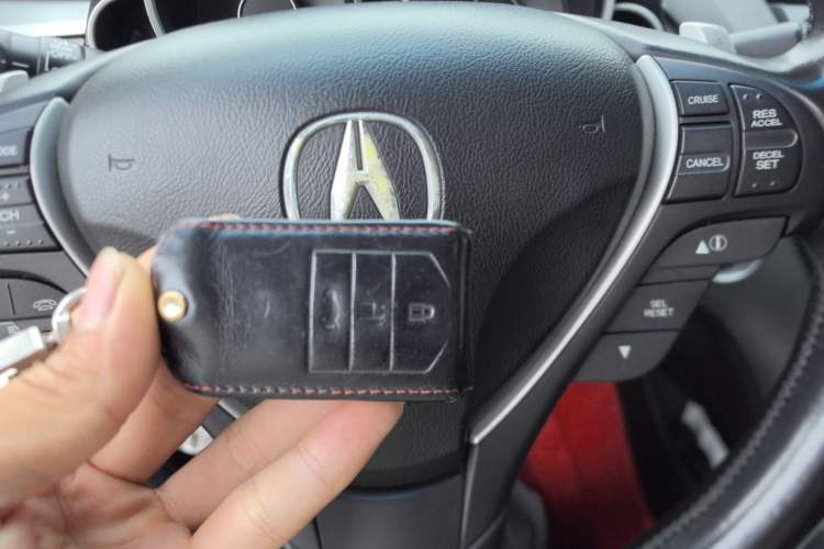 Used Acura ZDX 2012 3.7 Standard Edition Vehicle Key