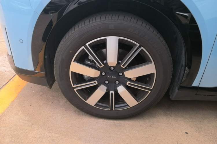 Used AION N60 2026 610 LiDAR Ultra Exterior 4