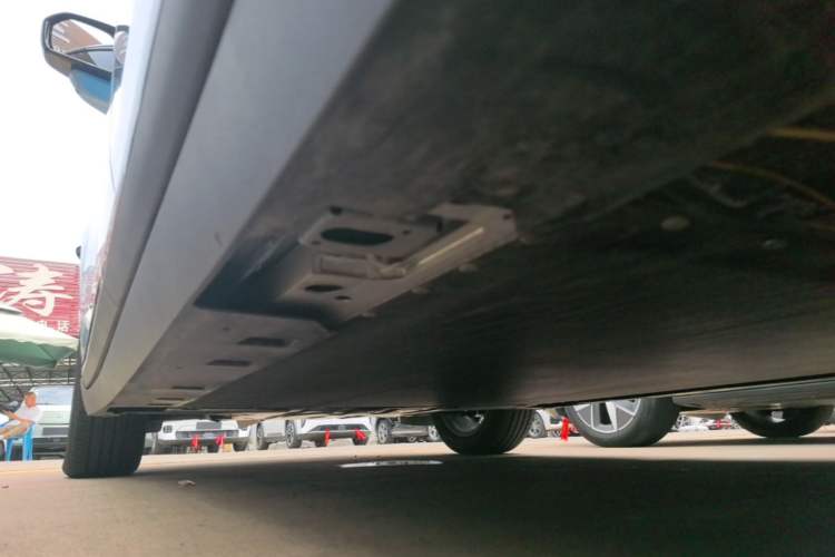 Used AION N60 2026 610 LiDAR Ultra Left Side Sill