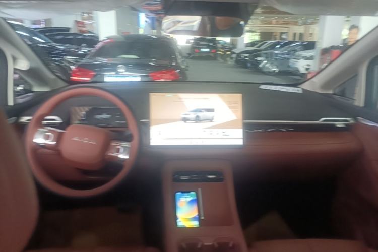 Used AION N60 2026 510 LiDAR Ultra Center Console