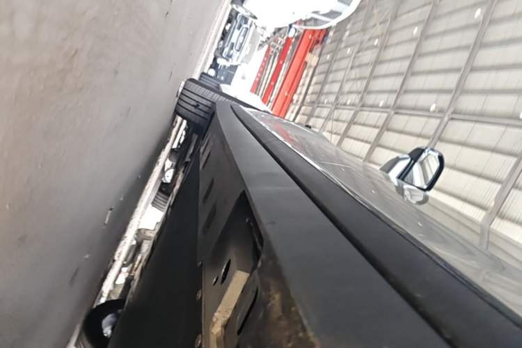 Used AION N60 2026 610 LiDAR Ultra Left Side Sill