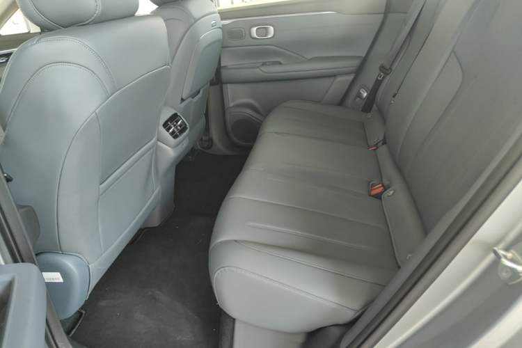Used AION N60 2026 510 LiDAR Ultra Left Rear Seat