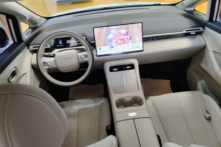 Used AION N60 2026 610 LiDAR Ultra Center Console