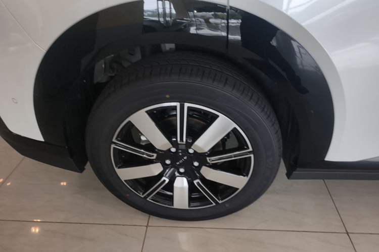 Used AION N60 2026 510 LiDAR Ultra Exterior 5
