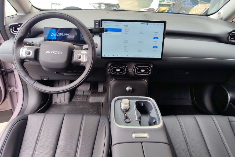 Used AION UT Super 2026 Model: Standard Edition Center Console