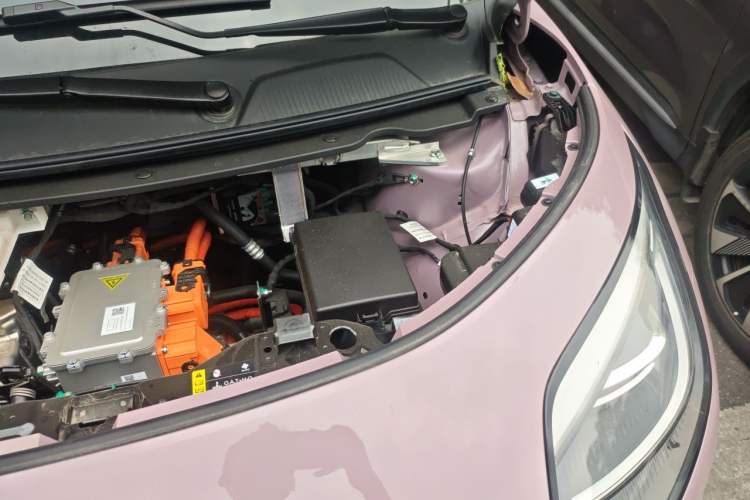 Used AION UT Super 2026 Model: Standard Edition Engine Bay Left