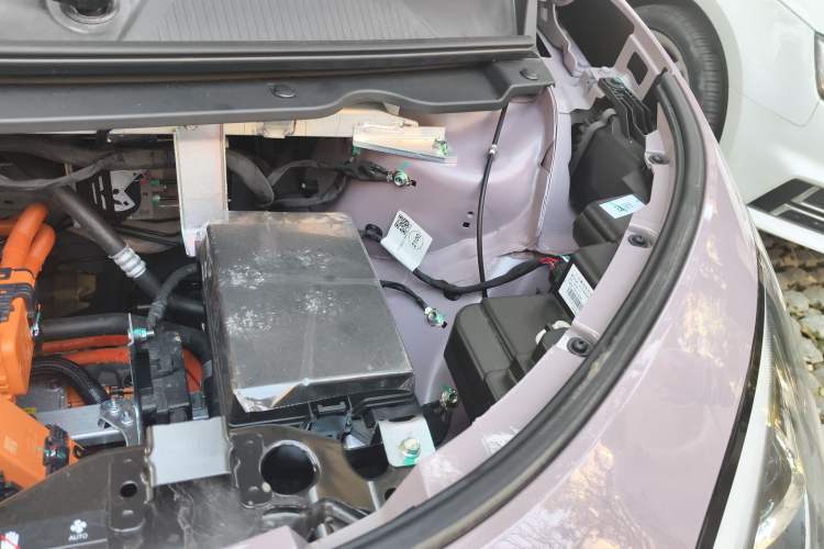 Used AION UT Super 2026 Model: Standard Edition Engine Bay Left