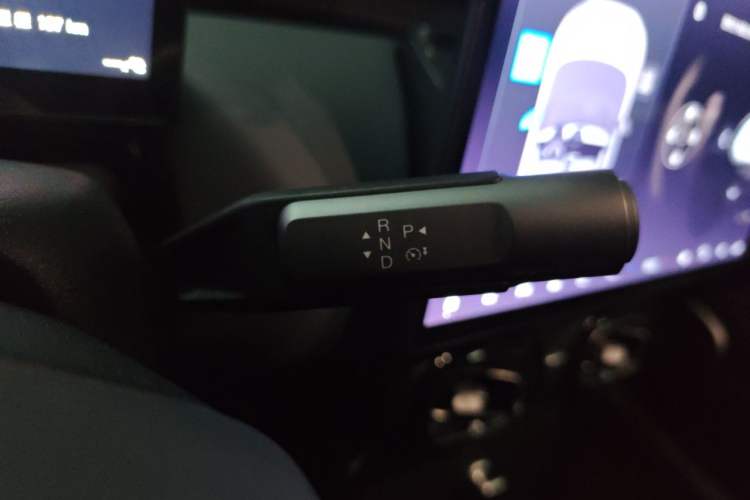 Used AION UT Super 2026 Model: Standard Edition Gear Lever