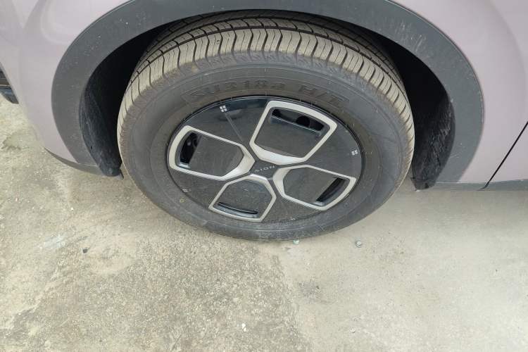 Used AION UT Super 2026 Model: Standard Edition Left Front Wheel Hub
