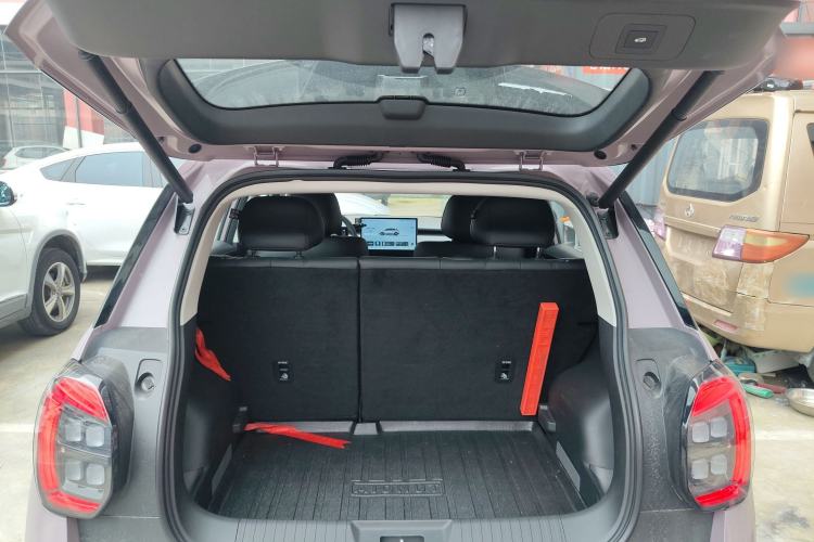 Used AION UT Super 2026 Model: Standard Edition Trunk