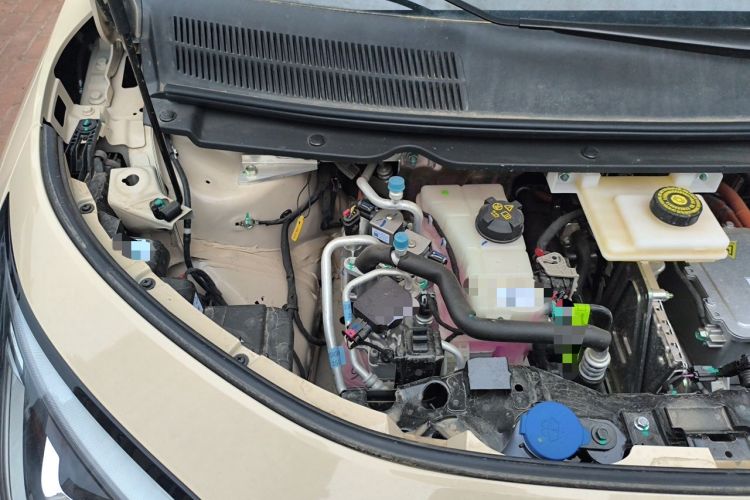 Used AION UT Super 2026 Model: Standard Edition Engine Bay Right