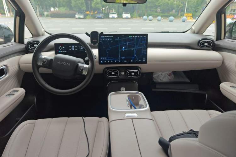 Used AION UT Super 2026 Model: Assault Edition Center Console