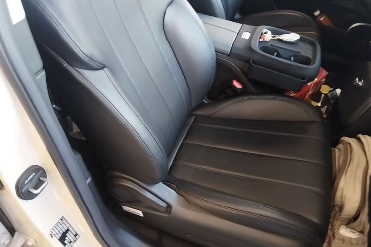 Used AION UT Super 2026 Model: Standard Edition Right Front Seat