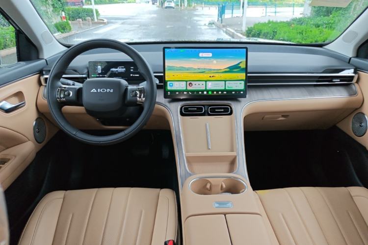Used AION i60 2026 Model 210 Standard Edition Center Console