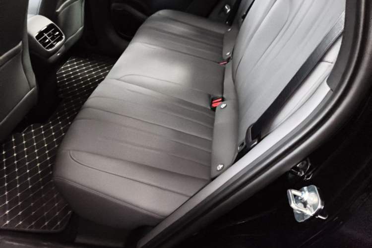 Used AION i60 2026 Model 530 Standard Edition Left Rear Seat