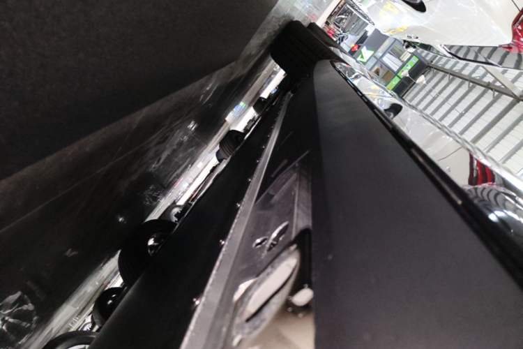 Used AION i60 2026 Model 530 Standard Edition Left Side Sill