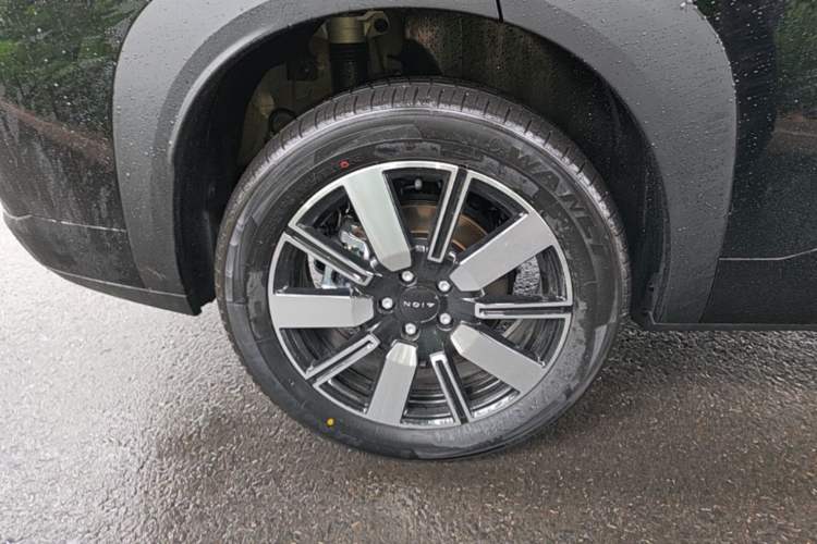 Used AION i60 2026 Model 210 Standard Edition Right Rear Wheel Hub