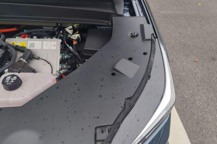 Used AION i60 2026 Model 210 Standard Edition Engine Bay Left