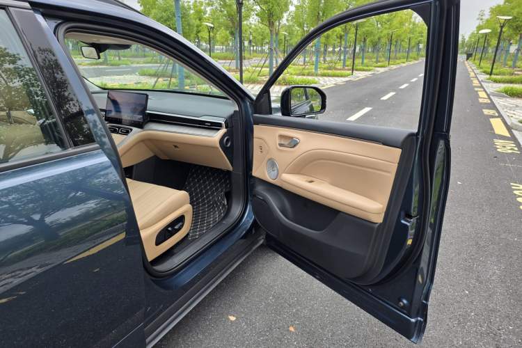 Used AION i60 2026 Model 210 Standard Edition Interior 7